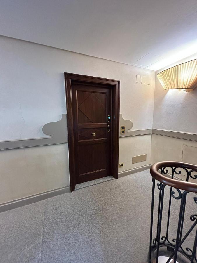 Splendido Appartamento In Piazza San Carlo Turin Luaran gambar